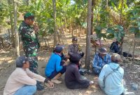 Caption : Polsek Cikelet berikan himbauan terkait TPPO