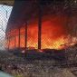 Caption : Gudang kayu di Pakemitan terbakar