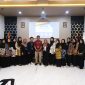 
Melalui Sub Koordinator (Subkor) Kemitraan Informasi Publik Diskominfo Kabupaten Garut, Yanyan Agus Supianto, pemaparan ini disampaikan dalam acara Sharing Session Rekabar (Rekrutmen Anggota Baru) ke-1 UKM Jurnalistik STAIM Masa Bakti 2023-2024.
