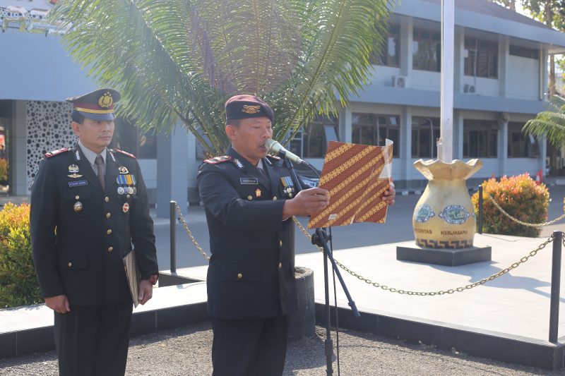 Caption : Giat upacara Hari Kesaktian Pancasila