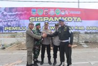 Polres Garut menggelar kegiatan Simulasi Sistem Pengamanan Kota (Sispamkota) persiapan Ops Mantap Brata 2023 tingkat Kabupaten Garut.