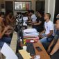 Polres Garut berhasil bekuk pelaku pembacokan di Jalan Ahmad Yani Timur Kp. Cibangban Rt. 01 Rw. 03 Kel. Karangmulya Kec. Karangpawitan Kabupaten Garut kurang dari 2 jam. Minggu (15/10/2023).

