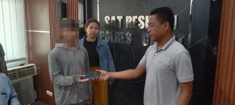 Menindaklanjuti pengaduan dari warga, Sat Reskrim Polres Garut amankan sekelompok remaja yang melakukan perkelahian dan meresahkan masyarakat sekitar di Kampung Suci Gang Famili Desa Suci Kecamatan Karangpawitan Kabupaten Garut. Sabtu (21/10/2023).
