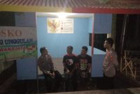 Dalam rangka pemeliharaan keamanan dan ketertiban masyarakat (kamtibmas), Polres Garut beserta Polsek jajaran melakukan pengecekan kegiatan ronda malam di wilayah hukum Polres Garut. Minggu (22/10/2023).
