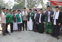 Kapolres Garut Polda Jabar AKBP Rohman Yonky Dilatha, S.I.K, M.Si,  turut menghadiri upacara peringatan Hari Santri Nasional Tahun 2023 tingkat Kabupaten Garut yang digelar di Lapangan Otista Alun-Alun Garut. Upacara peringatan tersebut dihadiri oleh ribuan santriwan dan santriwati dari berbagai pondok pesantren se-Kabupaten Garut, serta dihadiri oleh berbagai tokoh agama dan masyarakat setempat. Minggu (22/10/2023).

