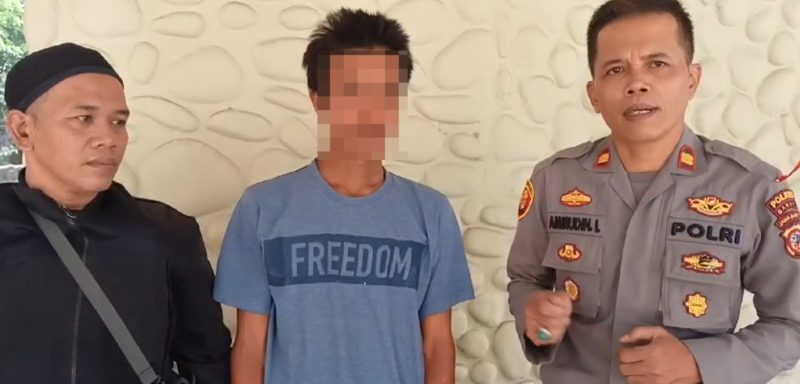 Polsek Banjarwangi Polres Garut menerima laporan dari pihak keluarga Tatang (24) warga Desa Banjarwangi Kecamatan Banjarwangi Kabupaten Garut yang telah hilang sejak 4 hari yang lalu.
