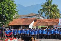 Bupati Garut, Rudy Gunawan, melantik 2 Camat dan 83 Pegawai Pemerintah dengan Perjanjian Kerja (PPPK) Teknis Formasi Tahun 2022.