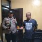Anggota Polsek Limbangan Polres Garut melaksanakan patroli dan operasi miras ke sekitar di Kampung Cikelepu Desa Limbangan Timur Kecamatan Limbangan Kabupaten Garut. Senin (30/10/2023).