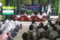 Dinas Pengendalian Penduduk Keluarga Berencana Pemberdayaan Perempuan dan Perlindungan Anak (DPPKBPPPA) Kabupaten Garut menggelar kegiatan talkshow bertajuk 