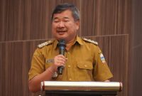 Bupati Garut, Rudy Gunawan, secara resmi membuka kegiatan Peningkatan Peran Tenaga Kesejahteraan Sosial Kecamatan (TKSK) dan Pekerja Sosial Masyarakat (PSM) dalam mendampingi Program Kesejahteraan Sosial, di Ballroom Kassiti Fave Hotel, Senin (27/11/2023).