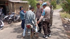 Dalam rangka pemeliharaan kamtibmas dan menciptakan situasi keamanan dan ketertiban masyarakat yang kondusif, Polsek Singajaya Polres Garut melaksanakan operasi penertiban knalpot bising di Wilayah hukum Polsek Singajaya. Senin (6/11/2023).