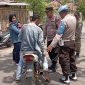 Dalam rangka pemeliharaan kamtibmas dan menciptakan situasi keamanan dan ketertiban masyarakat yang kondusif, Polsek Singajaya Polres Garut melaksanakan operasi penertiban knalpot bising di Wilayah hukum Polsek Singajaya. Senin (6/11/2023).