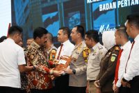 Bertempat di Hotel Grand Mercure Kemayoran Jl. H Benyamin Sueb Kav.B6 Superblok Mega Kemayoran Jakarta Pusat. Kementerian Agraria dan Tata Ruang/Badan Pertanahan Nasional menggelar kegiatan pemberian penghargaan kepada beberapa instansi dan individu yang berhasil melakukan pencegahan dan penyelesaian tindak pidana pertanahan. Rabu (08/10/2023).