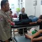 Polsek Cibatu Polres Garut olah tkp kejadian kecelakaan roda dua di Jalan Raya Bandung- Tasikmalaya yang tepatnya di Kampung Cioray Warung Desa Nanjungjaya Kecamatan Kersamanah Kabupaten Garut. Selasa malam (07/11/2023).