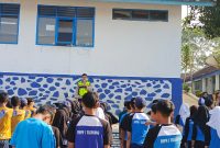 Kapolres Garut AKBP Rohman Yonky Dilatha, S.I.K, M.Si, menginstruksikan seluruh personil Polres Garut beserta Polsek jajaran untuk melaksanakan program Polres Garut Police Goes To School. Rabu (08/11/2023).                             
