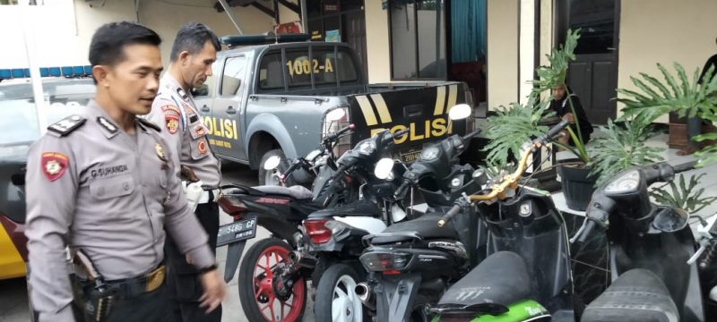 Dalam rangka pemeliharaan kamtibmas dan menciptakan situasi keamanan dan ketertiban masyarakat yang kondusif.  Polsek Garut Kota Polres Garut melaksanakan operasi penertiban knalpot bising di Wilayah hukum Polres Garut. Rabu (08/11/2023).