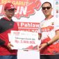 Kapolres Garut AKBP Rohman Yonky Dilatha, S.IK., M.Si Melepas para peserta Fun Run 10 K yang digelar oleh Polres Garut dalam rangka Memperingati Hari Pahlawan Menuju Pemilu Damai 2024. Minggu (12-11-2023).
