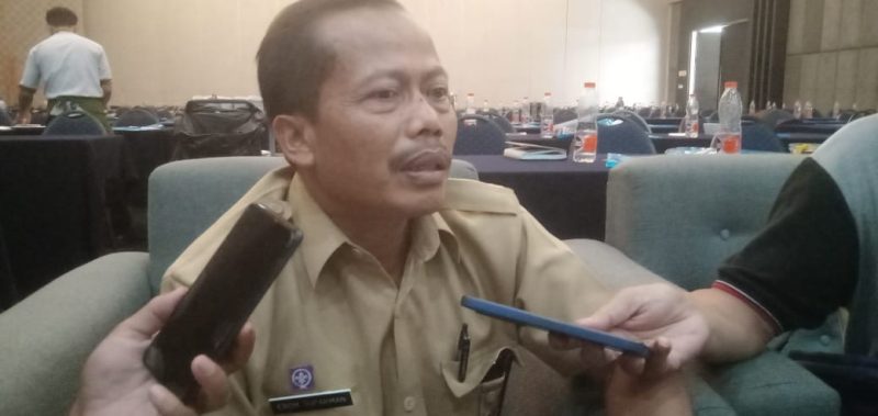 Bertempat di aula Hotel Harmoni, Jalan Cipanas Baru,Kecamatan Tarogong Kaler,Kabupaten Garut, Jawa barat tengah diadakan kegiatan penguatan kepala sekolah (Kasek) Sekolah Menengah. Pertama (SMP) dan Sekolah Dasar (SD) Se kabupaten Garut.
