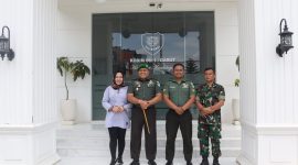Dandim 0611/Garut, Letkol Czi Dhanisworo, S.Sos, memberikan apresiasi tinggi terhadap inovasi yang dibuat oleh dua Babinsa Kodim 0611/Garut. Sertu Ari Purwanto menciptakan Drone Tembak Sangkuriang, sementara Sertu Moc. Chabibur Rochman menciptakan kompor kreatif berbahan bakar minyak oli bekas.
