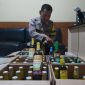 Dalam rangka memberantas maraknya peredaran minuman keras di Kecamatan Wanaraja, Polsek Wanaraja Polres Garut gencar laksanakan Operasi Pekat (penyakit masyarakat) dengan sasaran minuman keras. Jum'at (17/11/2023).