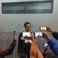 Aksi koboy letuskan senjata api yang di duga di wilayah Garut, Jawa Barat, membuat resah masyarakat. Polisi memastikan akan segera meringkus pria yang pamer senjata api tersebut.