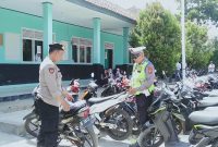 Dalam rangka pemeliharaan kamtibmas dan menciptakan situasi keamanan dan ketertiban masyarakat yang kondusif.  Polsek Kadungora Polres Garut melaksanakan operasi penertiban knalpot bising di Wilayah hukum Polres Garut. Senin (20/11/2023).