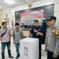 Polsek Tarogong Kidul Polres Garut melaksanakan pengamanan pemungutan suara pejabat antar waktu Kepala Desa Kersamenak Kecamatan Tarogong Kidul Kabupaten Garut. Kamis (23/11/2023).