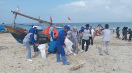 Dalam rangka HUT ke 73 Polairud tahun 2023 dan juga untuk menunjukan program operasi bersih Polres Garut peduli lingkungan. Sat Polairud Polres Garut melaksanakan kegiatan kerja bakti/bersih bersih pantai yang diikuti oleh kurang lebih 150 orang.