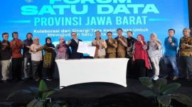 Kepala Bidang Penyelenggaraan Statistik Sektoral, Dinas Komunikasi dan Informatika (Diskominfo) Garut, Egga Mahessa Suardi, menuturkan Kabupaten Garut dalam pengolahan data sektoral mendukung terhadap pelaksanaan Open Data Jabar, di mana portal Garut Satu Data sudah terintegrasi kepada Open Data Jabar. Bahkan, imbuh Egga, Kabupaten Garut pun saat ini dalam proses integrasi ke dalam Satu Data Indonesia.