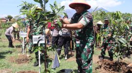 Bertempat di Bendungan Copong Desa Sukasenang Kec. Banyuresmi Kab. Garut, telah dilaksanakan kegiatan Karya Bhakti Penanaman Pohon di wilayah Kodim 0611/Garut dalam rangka peringatan Hari Juang TNI AD ke- 78 Tahun 2023.Dengan Tema