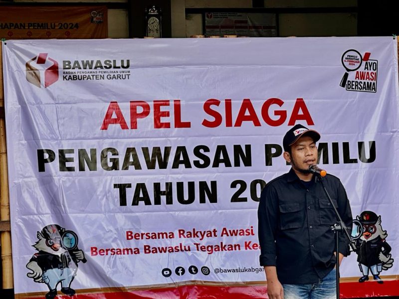 Ketua Badan Pengawas Pemilu (Bawaslu) Kabupaten Garut Ahmad Nurul Syahid menyebutkan, pemasangan Alat peraga kampanye (APK) pada angkutan umum diperbolehkan dengan catatan ada syarat tertentu yang harus dilaksanakan.