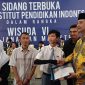 H.Ferdiansyah, S.E., M.M saat mengahdiri acara Wisuda IPI Garut ke VI Tahun 2023
