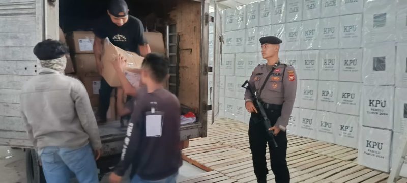 Polres Garut perketat pengamanan pelipatan surat suara