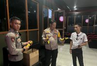 Polres Garut gerebek toko penjual miras di pantai Sayang Heulang