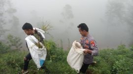 Kapolsek Pamulihan himbau warga masyarakat tidak ada aktivitas pertanian di lereng gunung