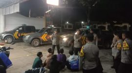 Patroli Gabungan Polsek Wanaraja Polres Garut amankan anggota geng motor XTC 