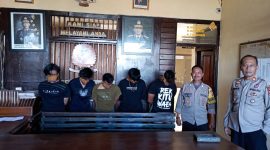 Kompolotan Premanisme di rigkus Polsek Pameungpeuk Polres Garut