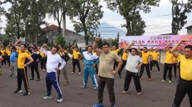 Kodim 0611 Garut bersama Polres Garut adakan olahraga bersama jelang pemilu 2024 sebagi bentuk netralitas TNI Polri