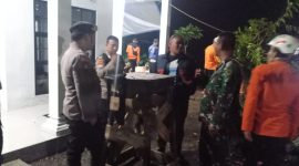 Babinsa Koramil 1114/Cilawu cek lokasi bencana longsor 