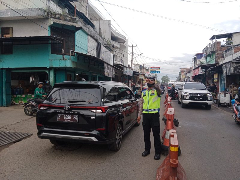 Sebagai bentuk pelayanan prima kepada masyarakat, Polsek Karangpawitan giat rawan pagi