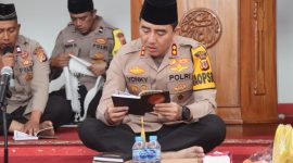 Kapolres Garut AKBP Rohman Yonky Dilatha saat giat Isra Mi'raj