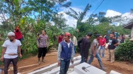 Kapolsek Banjrwangi bantu mobilisasi pembangunan rutilahu