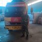 Danramil 1114/Cilawu Kapten Inf Encep Dedi Iskandar saat lakukan pengawalan pendistribusian logistik pemilu 