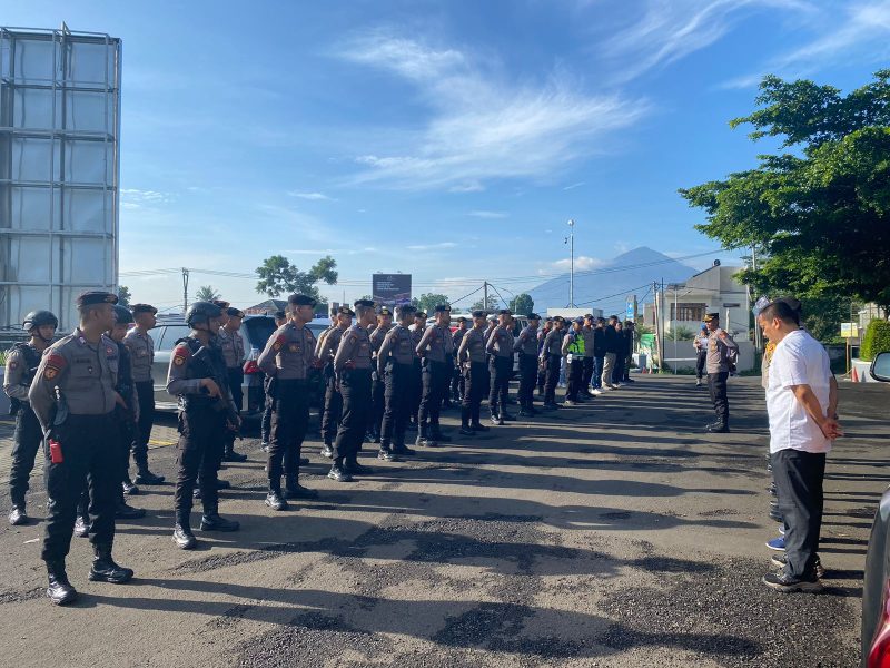 Foto : peronil polres garut amankan sidang pleno 2024