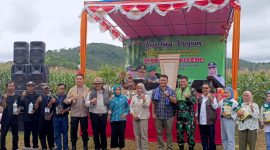 Foto : Kapolres Garut AKBP Rohman Yonky Dilatha di Desa Wisata Pakenjeng 