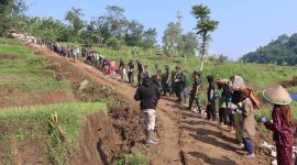 Foto :  Giat TMMD ke 120 tahun 2024 di desa Cintadamai