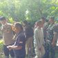 Foto : Kapolsek Wanaraja AKP Abusono, S.H saat di lokasi penemuan bayi
