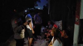 Foto : Penggerebekan sekelompok pemuda lagi pesta miras