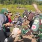 Foto Pelu Rohmat Sopandi di lokasi TMMD ke-120