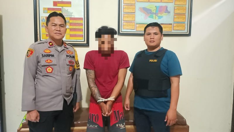 Foto : Pelaku (tengah) curanmor 
